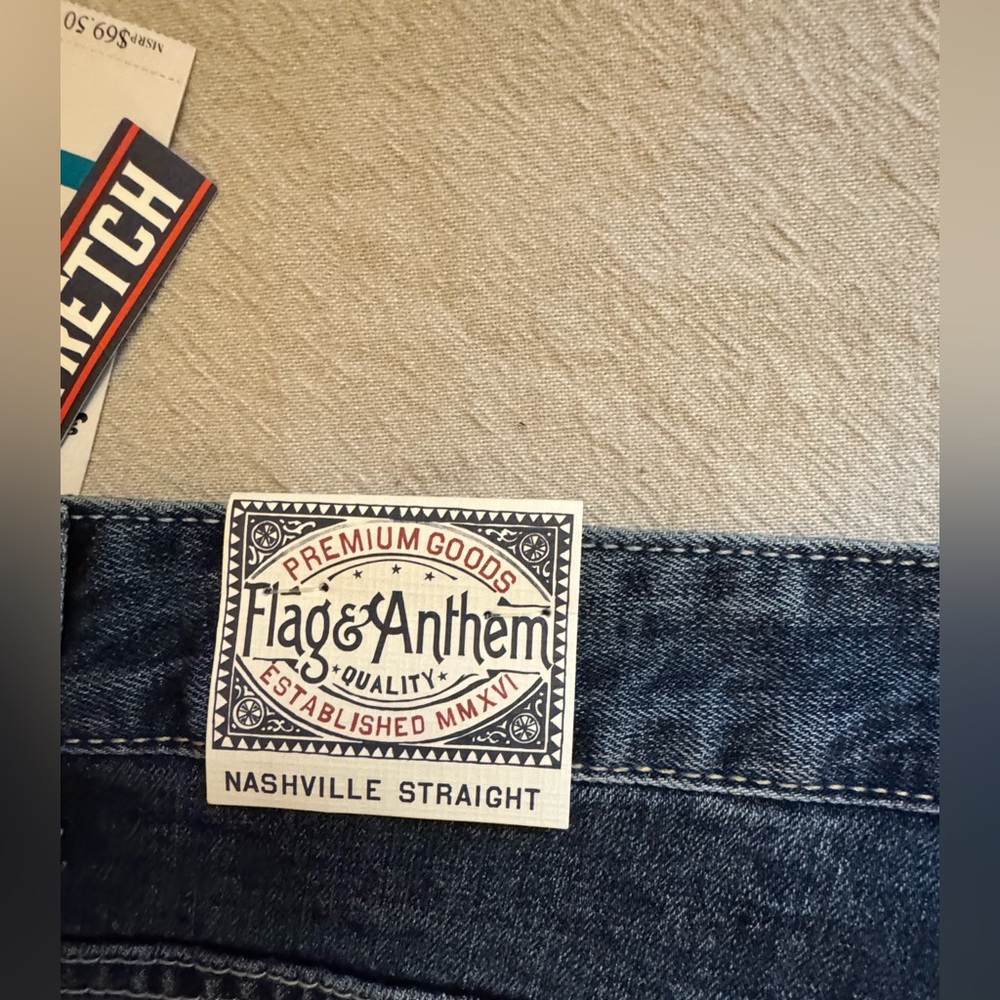 Men's Flag & Anthem Blue Jeans - Picture 5 of 6